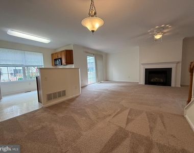 216 Beckington Court - Photo Thumbnail 19