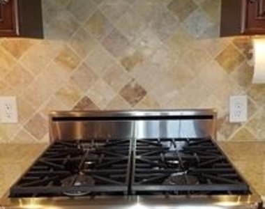234 Pinehurst Road - Photo Thumbnail 4