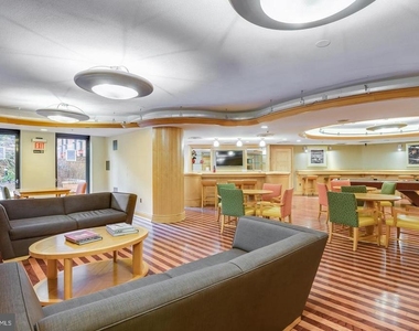631 D Street Nw - Photo Thumbnail 21