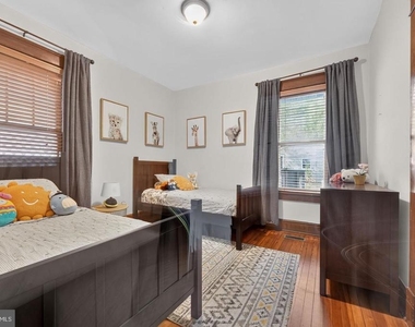 4423 P Street Nw - Photo Thumbnail 9