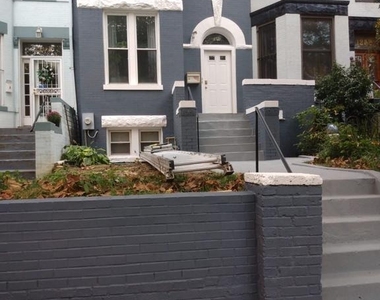 1250 Columbia Road Nw - Photo Thumbnail 1