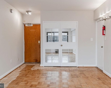 2141 I Street Nw - Photo Thumbnail 2