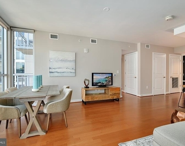 1025 1st Street Se - Photo Thumbnail 10