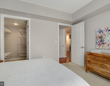 1025 1st Street Se - Photo Thumbnail 18