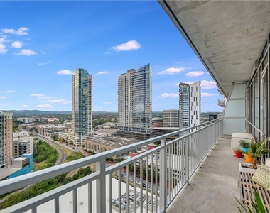 222 West Ave - Photo Thumbnail 21