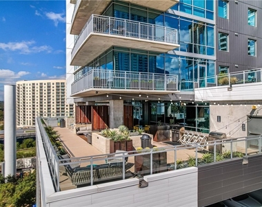 222 West Ave - Photo Thumbnail 31