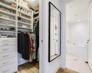 222 West Ave - Photo Thumbnail 14