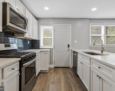 19 Atlantic Street Se - Photo Thumbnail 7