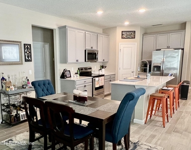 2153 Major Oak Street - Photo Thumbnail 12