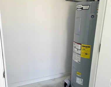 20 Montellano Road - Photo Thumbnail 11