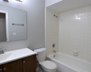 10526 Anchorage Cove Lane - Photo Thumbnail 9