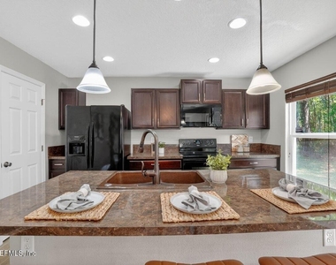 12190 Alexandra Drive - Photo Thumbnail 1