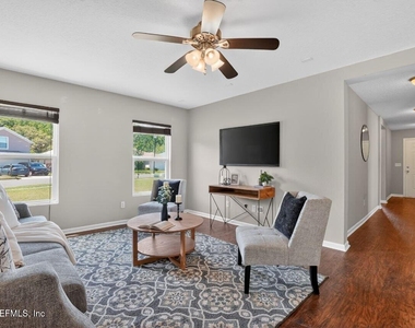 12190 Alexandra Drive - Photo Thumbnail 10