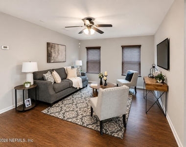 12190 Alexandra Drive - Photo Thumbnail 9