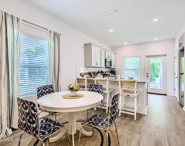 30 Zaragoza Drive - Photo Thumbnail 4