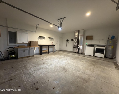 10680 Vaughan Avenue - Photo Thumbnail 19