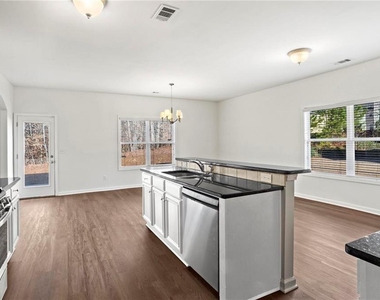 221 Cutbank Court Sw - Photo Thumbnail 10