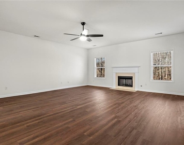 221 Cutbank Court Sw - Photo Thumbnail 5