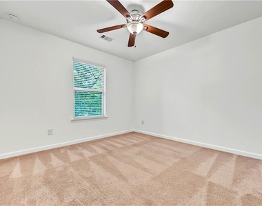 2038 Brightleaf Way - Photo Thumbnail 15