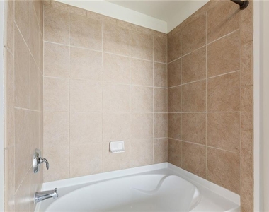 3324 Peachtree Road Ne - Photo Thumbnail 18