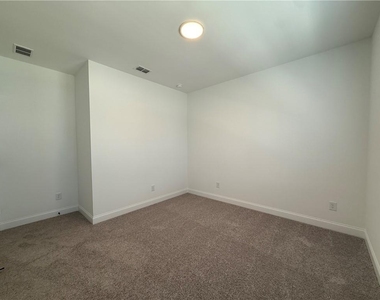 5410 Howington Court - Photo Thumbnail 15