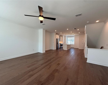 5410 Howington Court - Photo Thumbnail 6