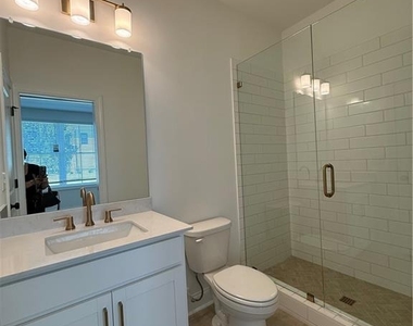 5410 Howington Court - Photo Thumbnail 18