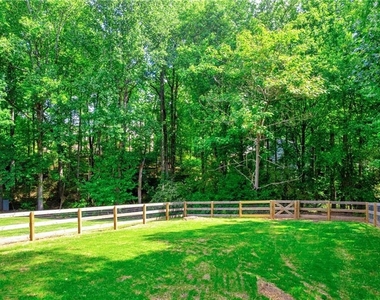 1525 Keystone Drive - Photo Thumbnail 37