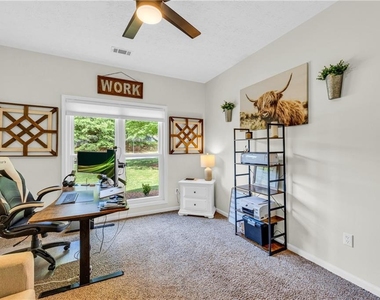 1525 Keystone Drive - Photo Thumbnail 27