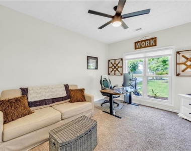 1525 Keystone Drive - Photo Thumbnail 28