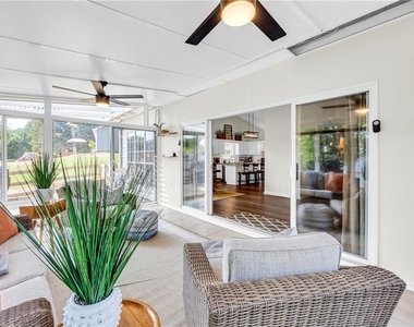 1525 Keystone Drive - Photo Thumbnail 11
