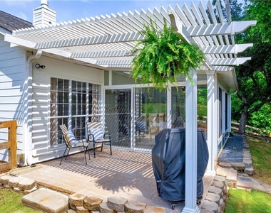 1525 Keystone Drive - Photo Thumbnail 34