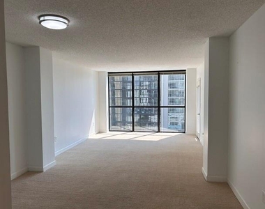 1280 W Peachtree Street Nw - Photo Thumbnail 8