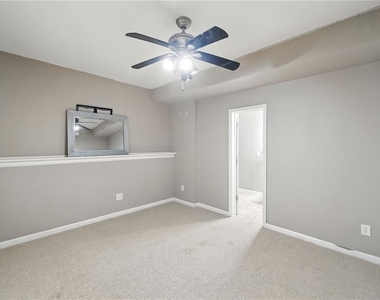 6030 Ellington Cove - Photo Thumbnail 25