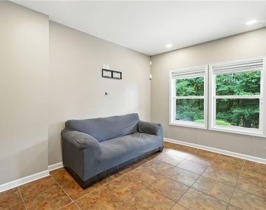 6030 Ellington Cove - Photo Thumbnail 22