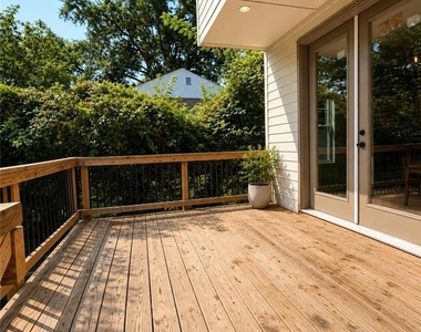 185 Wadley Street Nw - Photo Thumbnail 6