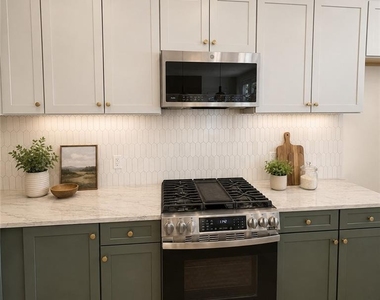 185 Wadley Street Nw - Photo Thumbnail 3
