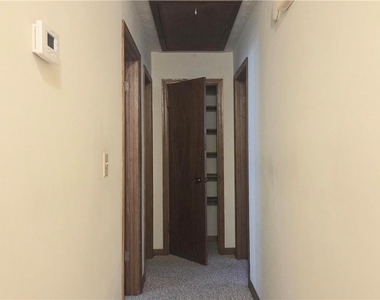 8492 Pineland Drive - Photo Thumbnail 10