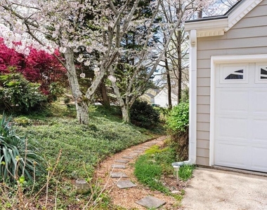11190 Abbotts Station Drive - Photo Thumbnail 30