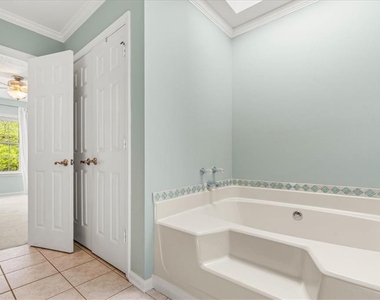 11190 Abbotts Station Drive - Photo Thumbnail 14