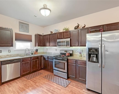 5830 Rex Ridge Parkway - Photo Thumbnail 10