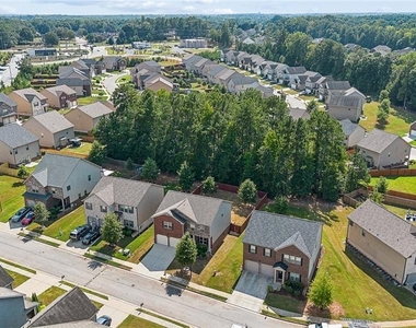 462 Fredrick Drive - Photo Thumbnail 33