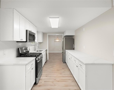 495 Larchmont Circle Nw - Photo Thumbnail 35