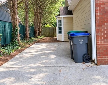 1055 Chatham Road - Photo Thumbnail 20