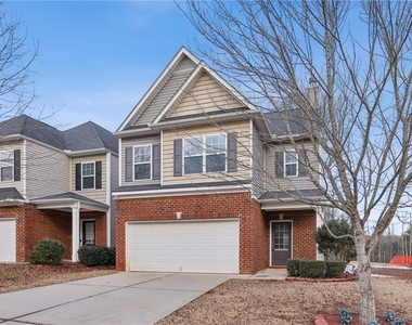 3145 Englewood Drive - Photo Thumbnail 1