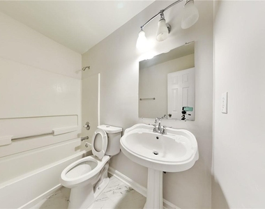 982 Forest Glen - Photo Thumbnail 19