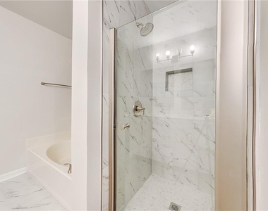 982 Forest Glen - Photo Thumbnail 11