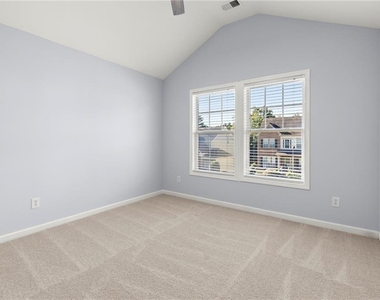 265 Parc Drive - Photo Thumbnail 35