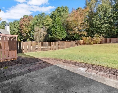 265 Parc Drive - Photo Thumbnail 14