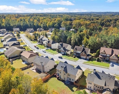 265 Parc Drive - Photo Thumbnail 6